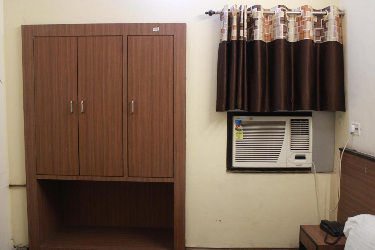 Hotel Chandra Jamshedpur Zewnętrze zdjęcie
